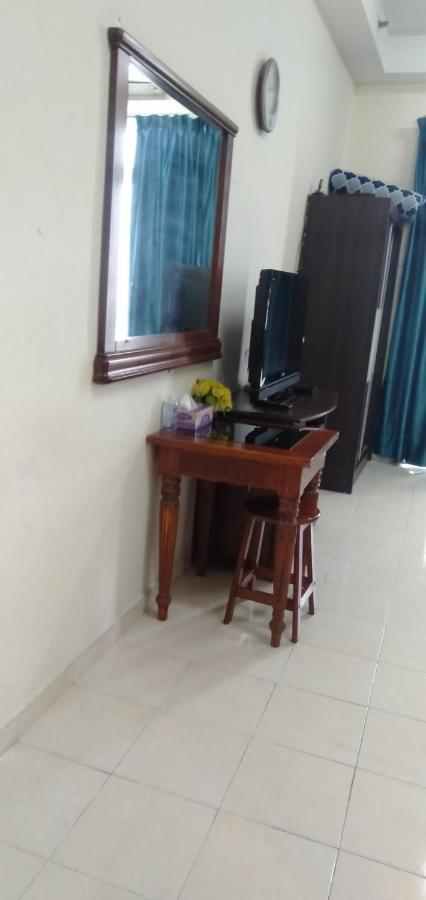 Dtimur Homestay コタバル エクステリア 写真